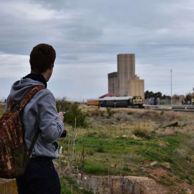 adrianvlcmrtnz's profile picture. Ingeniería Informática, UV.// v.