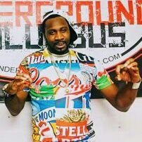 @KoogiKaillou : for booking or #ImNotGucci Coast2Coast i get Live everywhere i turn #Coast2CoastLive