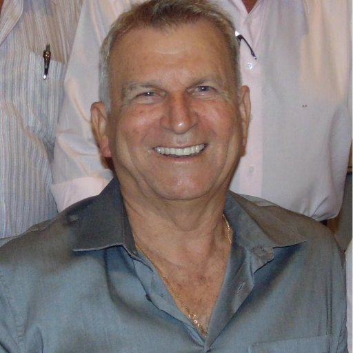 BastosLicinio's profile picture. "Educação transforma pessoas. Pessoas transformam o mundo"