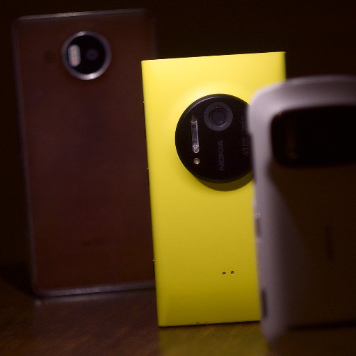 Obsolete Nokias challenging modern smartphone cameras. Or vice versa...