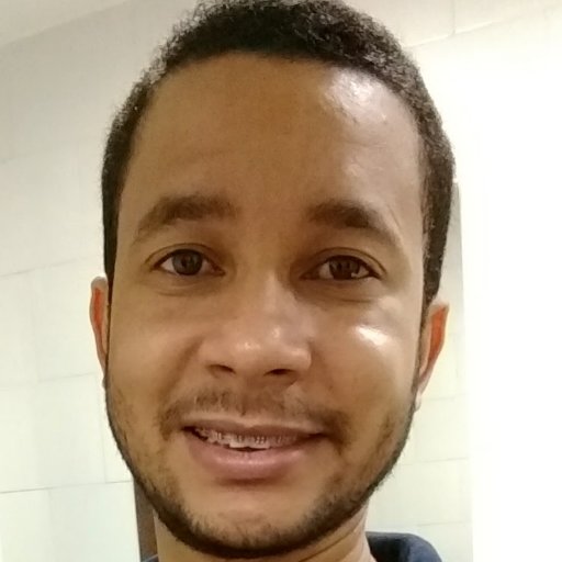 fabiannffsouza's profile picture. Nάσ dєίxo meu ραssαdσ ίмρσr quєм eu sou, мαs dєίxo єlє fαzєr ραrтє dσ quє eu me тσrno...