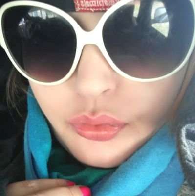 nuclearsundae's profile picture. 🔥☁☁☁
🎮(Xbox) &🍕& @CR (every Thursday never miss!) 💯 
'Eat like @epicmealtime, Smile like @jennamarbles & be bold like @FelicaDay' #someofmyheros