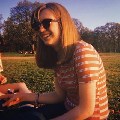 suziebliss_'s profile picture. Assistant Editor ✌