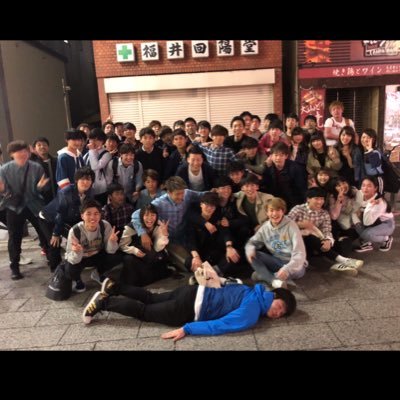 拓殖大学 八王子キャンパス フットサル・サッカーサークルALEXTOLE(アレクトール) です!初心者から経験者まで幅広く所属しています。男女問わず、初心者、経験者、マネージャー募集中!!興味ある方はDM、リプお待ちしてます! ◆日時:木曜日にコートを借りて練習 #春から拓大 #春から拓殖