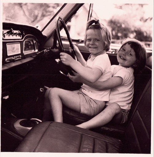 slinkypop's profile picture. baking aunt to Dylan & Daisy, trying to be crafty until covid got me; survived beastly battle with breast cancer oh & i'm a Brownie Leader too.