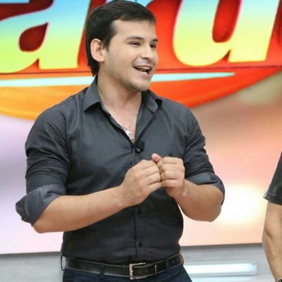 marcosgroman's profile picture. Alegría, Pasión y Fe = Éxito.
Trabajando en @telefuturo