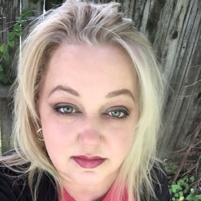 Formerly A Circle of Books and A Blog of my own. HomegooodsByToni - Facebook and Etsy