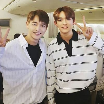 「Roleplaying Purpose Only 」SHINee's Flaming Charisma Frog Prince who once dreaming to be a soccer but ended up being the star in the middle of beautiful Shawol.