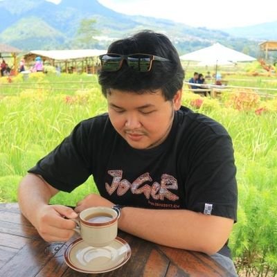 addyarizki's profile picture. Co Founder School Talk, 
Beach Hunter 🏝🏝, 
100% made in Indonesia
