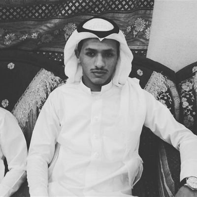 لما تعطي غيرك بداية جميلة حاول أنك تعطيه نهاية أجمل لا توجع شخص بديت معاه بشكل جميل لأن العِبرة دائما تكون في النهاية .. ~🏻💗
