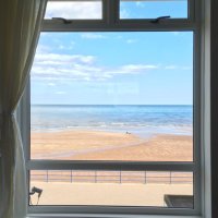 OnTheBeach Apartment ⭐️⭐️⭐️⭐️(@OnTheBeachApt) 's Twitter Profile Photo