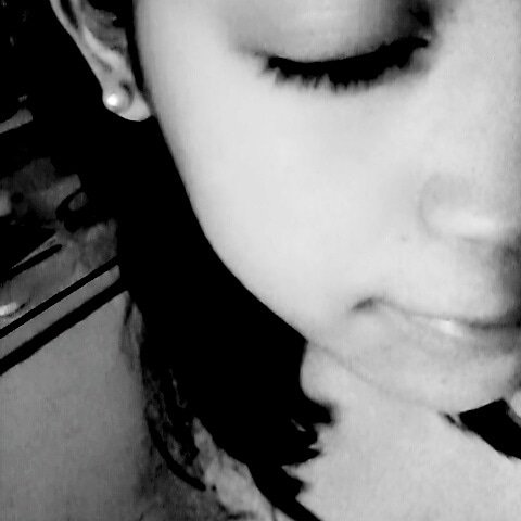 pocopecas's profile picture. En proceso de ser futura... 🎓🌌

Los Obstáculos no son + que un condimento del triunfo