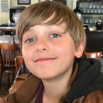 emiliobelul's profile picture. abri una cuenta nueva en twitteer es @_Aemilius_ síganme par que esta ya no la voy a usar