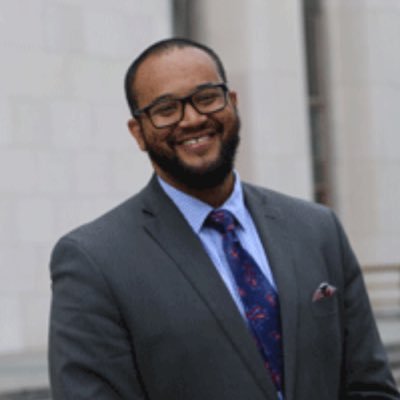 Former District Director to @KamalaHarris | Native Angeleno | Alum: @HowardU, @WhittierCollege, & Masters Candidate @HQAirUniversity | ΦΒΣ | Views are my own