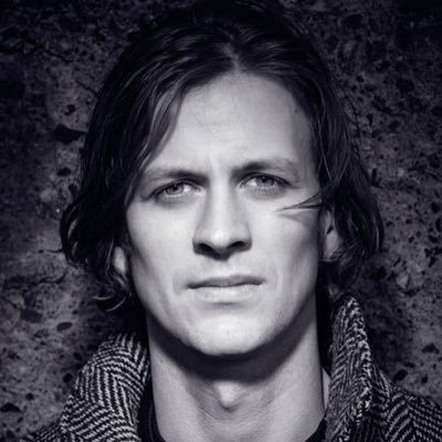 Vaagsholm's profile picture. Leder for Analyse & Rådgivning hos Infomedia, forfatter og tidligere fotballspiller. Med andre ord interessert i medieutvikling, litteratur, Hødd og Liverpool.