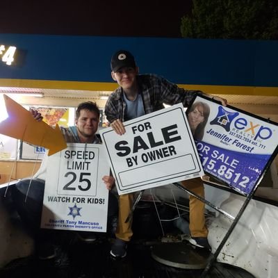 InvicticusTV's profile picture. 