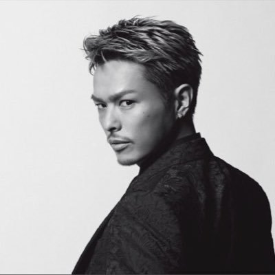 ajajtwaw's profile picture. 