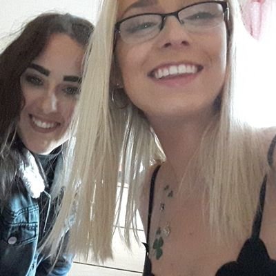 cleonaaxox's profile picture. 🌸🌸🌸