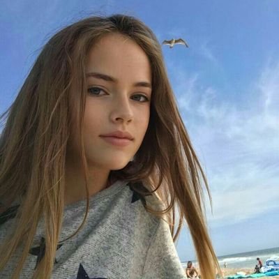 ChristinaMikael's profile picture. Kristina Pimenova ~ fille de andrea & Elijah ~ alpha ~ 18 ans