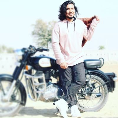 VidhanArya's profile picture. Software Engineer @gojektech | Web3 Enthusiast | Contributor to world's entropy