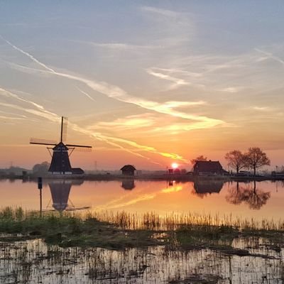 MarcoBomber85's profile picture. Fotografie, het weer, wielrennen, aardijkskunde, Alpen