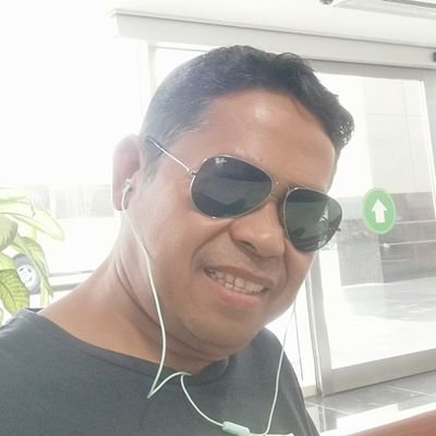 origenes_enrico's profile picture. Enjoying the day only