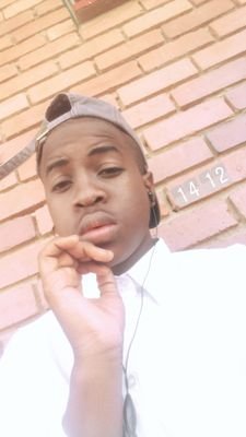 Rapper kid/bookings@tshepomlambo12
Contact for( t shirts of stay true sounds)
0721770647