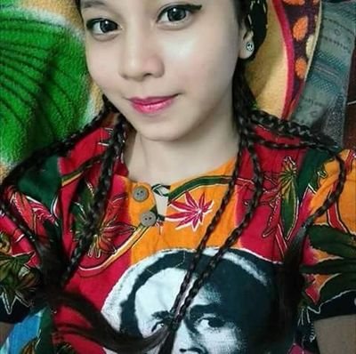 qwertipah's profile picture. Seorang pemandu teksi yang kurang berjaya 
sekarang sudah beralih menjadi pemandu grab.