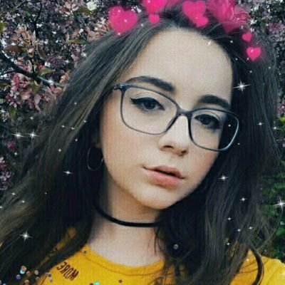 julzzg59's profile picture. 🍒