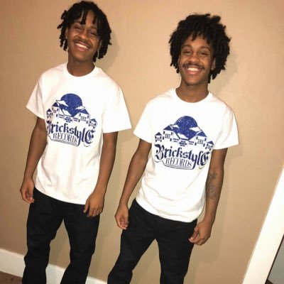 #Brickstyle #Mirror Image Young Twins Tryna Turn A Dream Into A Reality 🤟🏾 Instagram: mirror_image01 YouTube: Brickstyle Entertainment  Amosc: rsbtopshotta 🎤