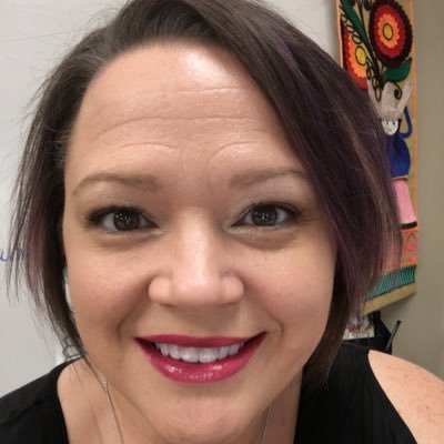 single mom of 2 sweet, smart, sassy kids, Spanish teacher extraordinaire, & advocate for just causes. hard luck & trouble seem to find me.