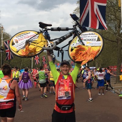 Anaesthetist | Ketosis Normaliser | ‘Fastest Marathon Carrying a Bicycle*’ | Kidney-Jenga enthusiast