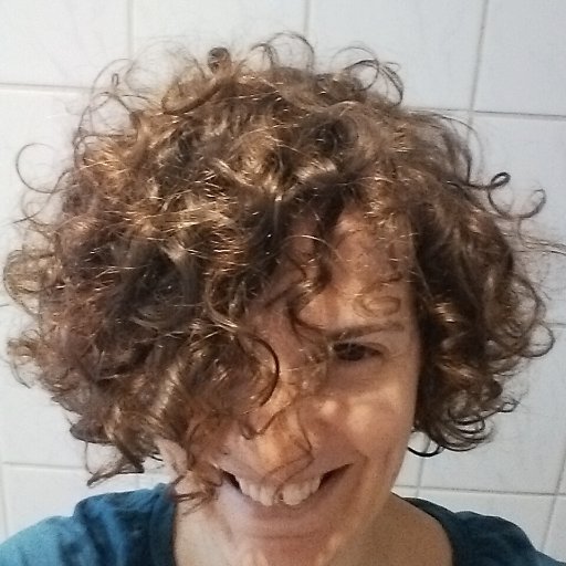 easternlassie's profile picture. 