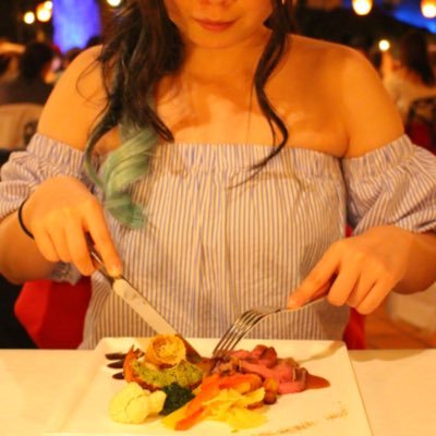 mesopositive's profile picture. 社会人。ディズニー好き。家族好き。シスコン。ハンド部好き。松岡隊すき。ゴリラ力装備。取り扱い注意。 ひとつ言わせてくれ、ただのオタクだ。 ざわざわ森出身。