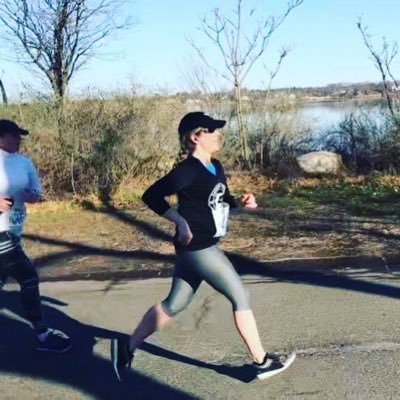 Just another mother runner🏃♀️ Doing the #unitednychalf with #teamhealthykids #nyrr #running #makeyourkidsproud