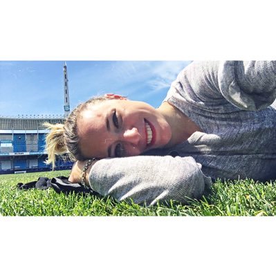 Micaolloqui's profile picture. ⚽️ Racing es mi vida. 29 añitos. Periodista deportivo. Fan de Federer🎾