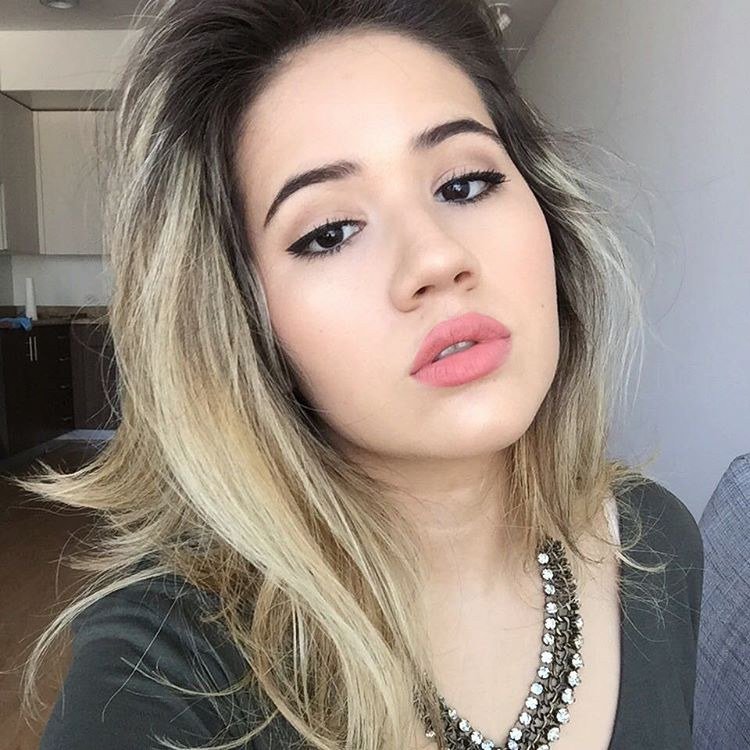 pinkieschaefer7's profile picture. i am hot