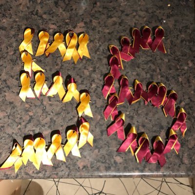 My Name is Georgia Thornton and I am making Claret & Amber Ribbons in memory of my Nanna Sue to sell and raise funds for @BradfoBurnsUnit #bcafc #bcafcfamily
