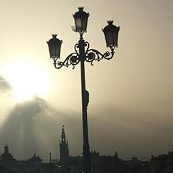 Triana, siempre Triana. TsT Actualidad, fotografía, bético trecibarrado medulítico, defensor de mi tierra, Andalucía, ciclismo MTB, rutas TsT y otras cosillas.