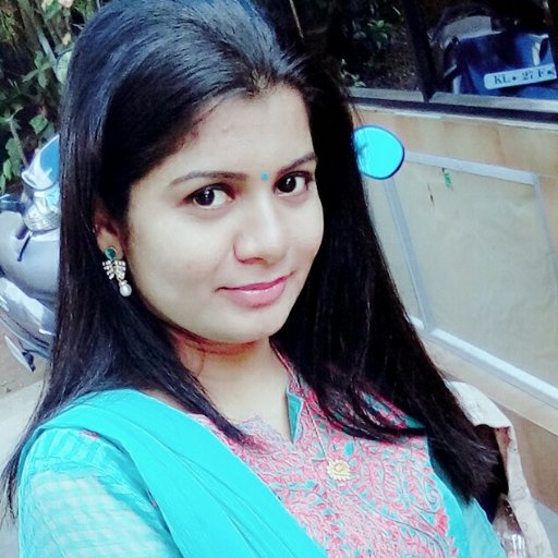Junior SEO Analyst @Softloom, Done BSc, BEd from Kannur University, worked as market research associate from Rapid Value Solutions pvt ltd