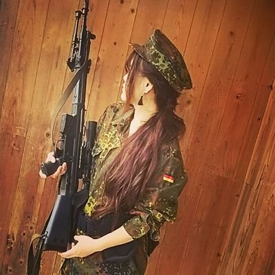 #サバゲー に関連を軸に更新🔫😁
私服×銃 ミスマッチギャップ萌え☆
無言フォロー/RT大歓迎😁
💓
https://t.co/nWEGiCL9Uu
↑インスタ/ブログ/YouTubeはコチラ↑
💓
💓お仕事のご依頼はDMまで💓
#サバゲー女子 #ミリ女 #ミリオタ
#相互フォロー #エアガン #ガスガン