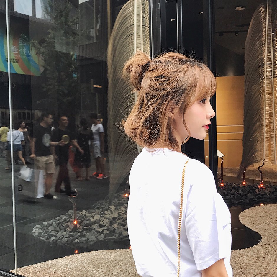 NguyenV27171588's profile picture. 