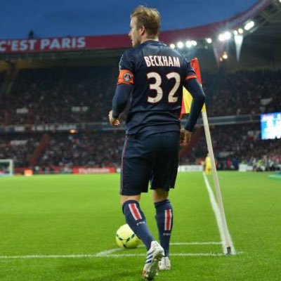 c’est un plaisir de parler de tout, #PSG #SPORT #ACTU #MEDIA #mode, #animaux #voyage 🏟 ❤️ 💙et pas de gros mots svp 🕊et j’❤️ 🍫🍯 🥝🍍🥥et 🧗♂️🏇⛷⚽️et🐈🐕🐝