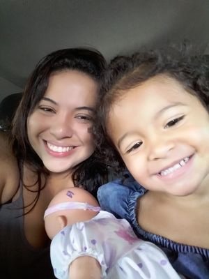 sagitariana teimosa, dona de si ,divertida, unica ,eu