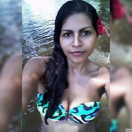 simonealmeidat1's profile picture. O que não me acrescenta,não me faz falta.