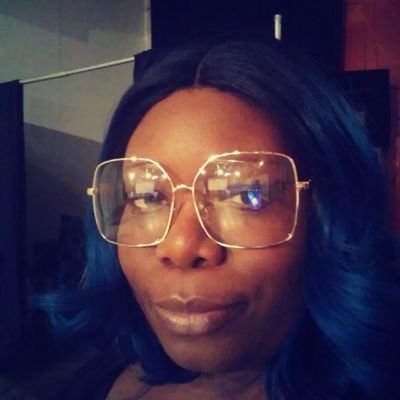 Author📖Playwright🎬Filmmaker 🎥Speaker 🔊Blogger 📠Dreamer ✨Entrepreneur ✨ IG & FB@crystalmyerswrites