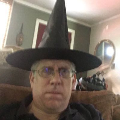 vapidbabble's profile picture. zen, goof, programmer, father, number junky