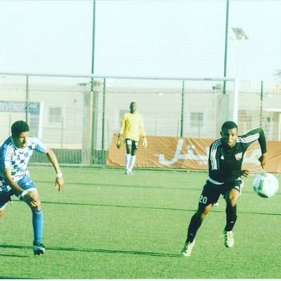 Shittujr_'s profile picture. football player