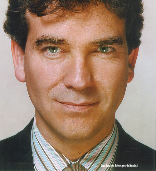 toutMontebourg's profile picture. 
