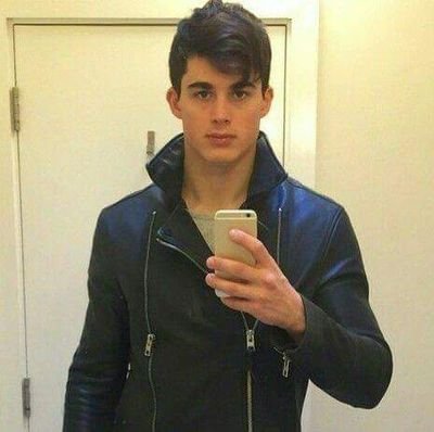 Manuel21608082's profile picture. 